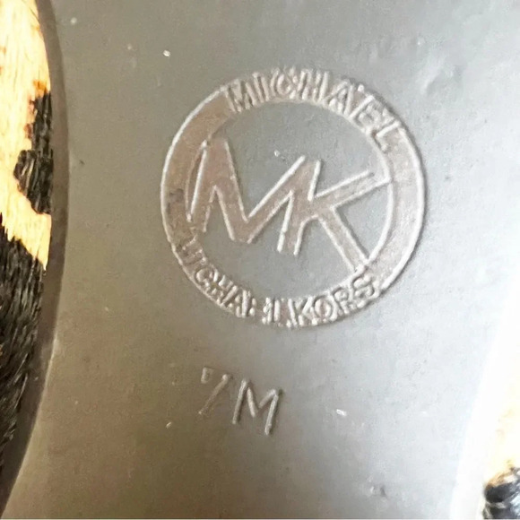 MICHAEL Michael Kors‎ Size 7 Leopard Calf Hair Leather Loafers Logo Hardware MK - Picture 4 of 11